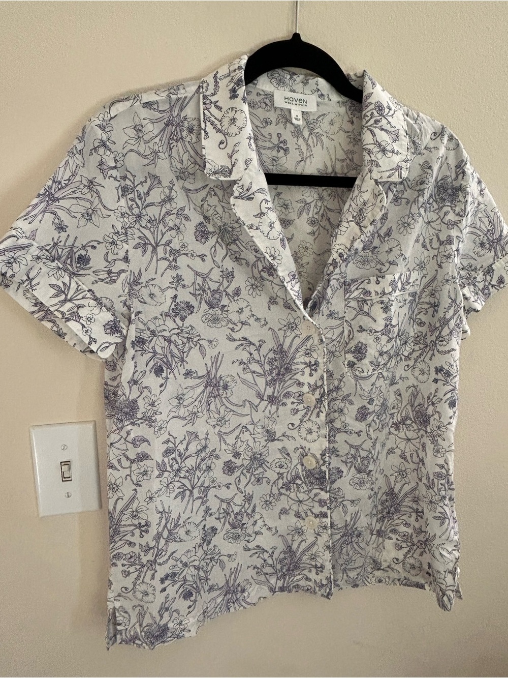 Haven Well Within Floral Print Short Sleeve Pajama Top Button Down Size M